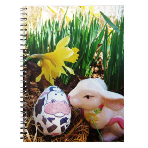 Carnet Bunny de Pâques embrasser Oeuf de vache