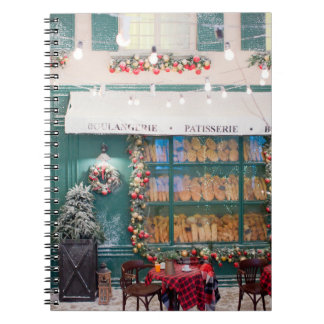 Carnet Café de Noël extérieur boulangerie avec décoration