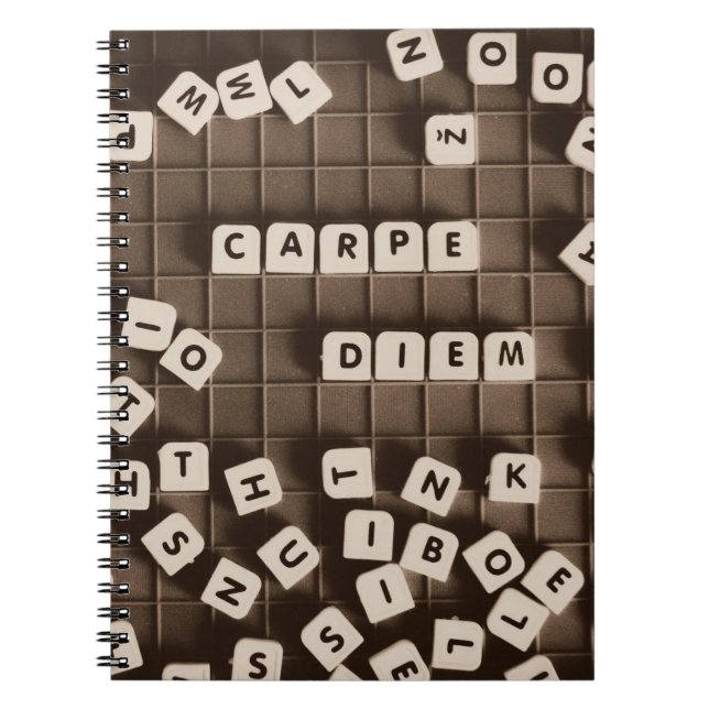 Carnet Carpe Diem Carreaux de lettre rayée (Devant)