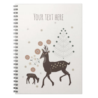 Carnet cerfs de la forêt hivernale nordique