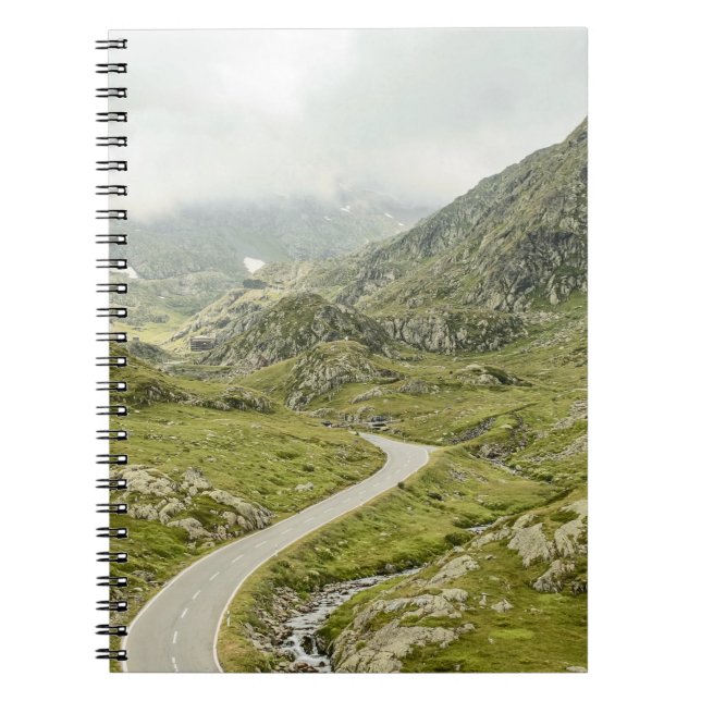 CARNET CHAMP ET MONTAGNE VERTS (Devant)