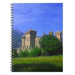 Carnet Château de Fenis près des Alpes italiennes à Fenis