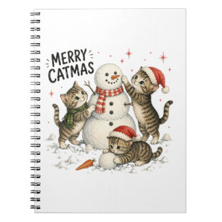 Carnet Chatons de Noël construisant un bonhomme de neige