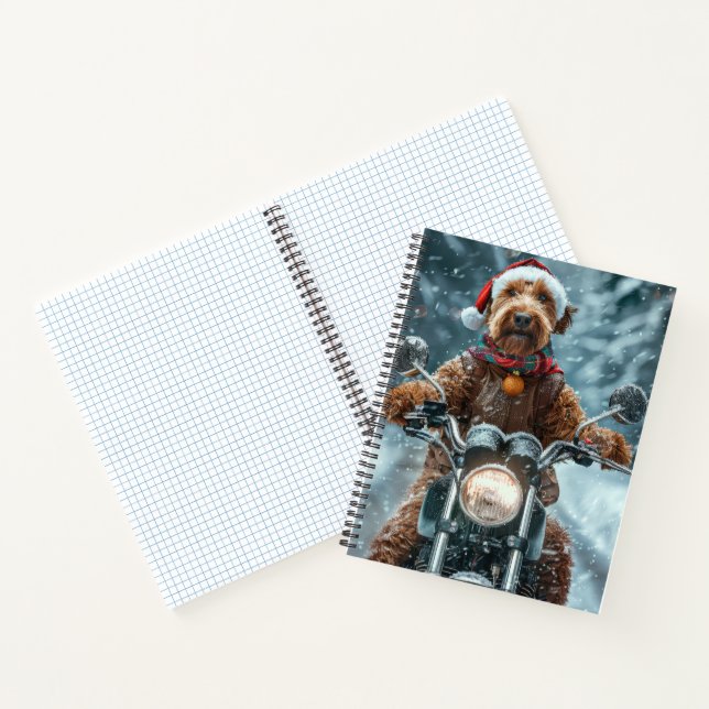 Carnet Chien Airedale à cheval sur une moto de Noël (Intérieur)