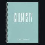 Carnet Chimie Papier blanc et lin Aqua Blue Nom<br><div class="desc">Un carnet mignon et tendance à emmener en classe de chimie ou pour les devoirs avec une couverture simple et minimaliste dans joli bleu aqua et l'espace pour le sujet de l'école et votre nom pour être personnalisé.</div>