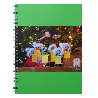 Carnet Chœur de Noël Fubby avec un détail humoristique.
