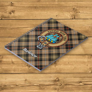 Carnet Clan MacKenzie Crest sur Tartan de chasse Brown