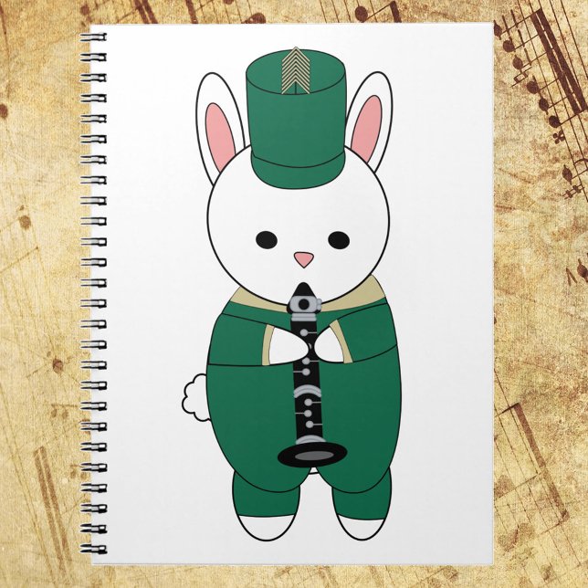 Carnet Clarinet Rabbit Marching Band Vert Or (A notebook featuring a rabbit playing the clarinet wearing a green and gold marching band uniform.)