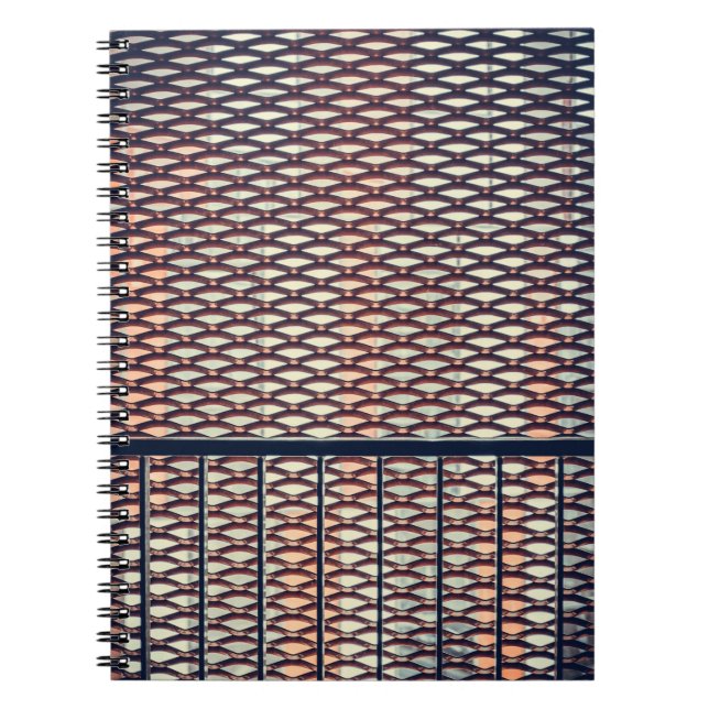 Carnet Clôture en acier gris (Devant)