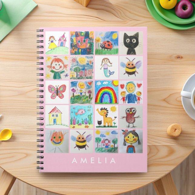 Carnet Collage de 20 dessins Souvenir d'art pour enfants (Turn your child’s precious drawings into a cherished keepsake with this personalized notebook.)