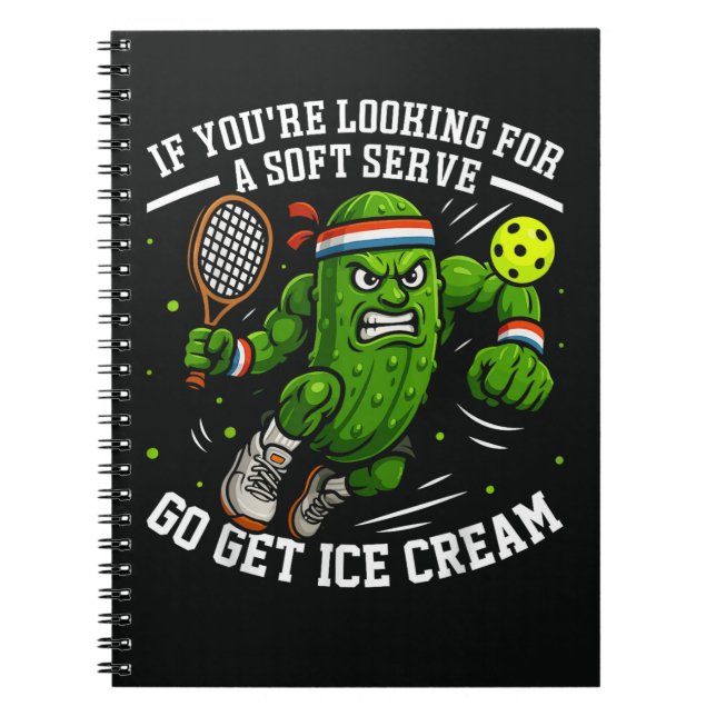 Carnet Concombre Drôle Jouant Pickleball (Devant)