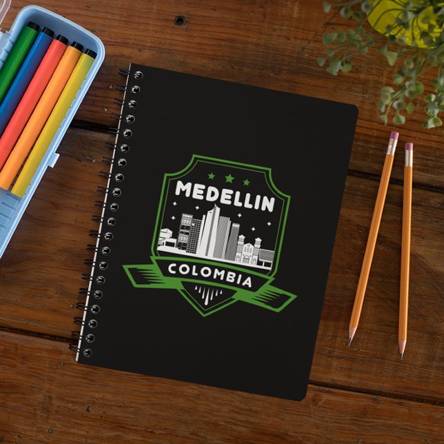 Carnet Cool Medellin Colombia Skyline Travel (Colombia Guatape Vintage Travel Notebook)