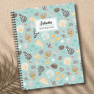Carnet Coquillages à motifs élégants sur la menthe