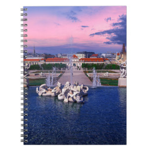 Carnet Coucher de soleil sur la fontaine de Vienne