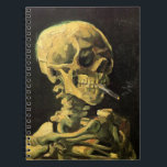 Carnet Crâne avec cigarette brûlante par Vincent van Gogh<br><div class="desc">Crâne avec Cigarette Brûlante par Vincent van Gogh est un post impressionnisme d'art vintage de peinture à vie morte. Portrait du squelette humain fumant. Grande image à utiliser pour les produits anti-tabac. Fumer tue 1 000 personnes chaque année, aider quelqu'un à arrêter de fumer aujourd'hui. Grande image pour Halloween ou...</div>