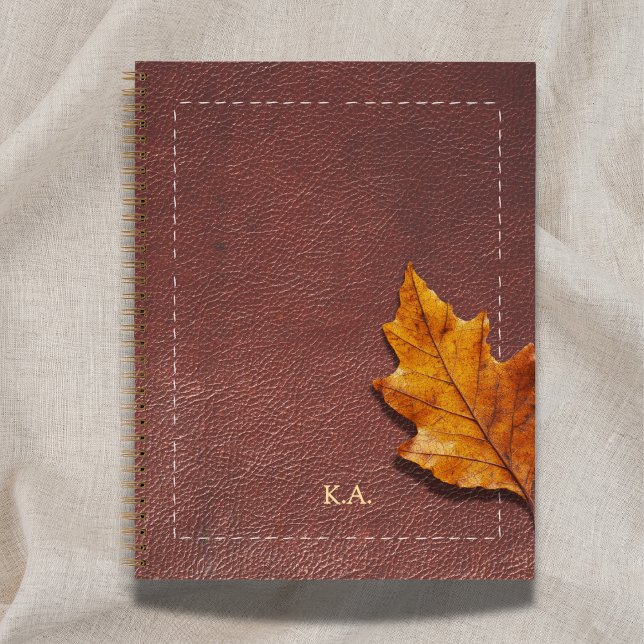 Carnet Cuir Aspect Brodé & Feuille d'Automne (Créateur téléchargé)