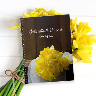 Carnet Daffodiles rustiques et Mariage campagnard en bois