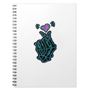 Carnet De Belles Mains De Squelette Avec Un Signal Coeur 