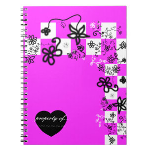 Carnet de fleurs et de damiers graffiti