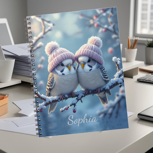 Carnet De jolis perruches avec des bonnets à pompon sur u (Créateur téléchargé)
