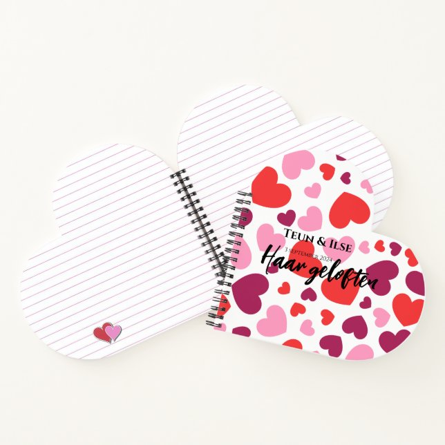 Carnet de mariage rouge et coeurs roses (Intérieur)