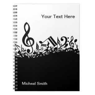 Carnet de notes musicales avec le nom fait sur