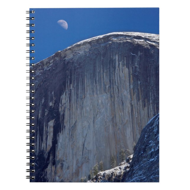 Carnet Demi-lune se lève sur le dessus de la moitié du dô (Devant)
