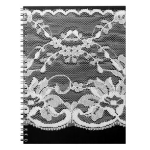 Carnet Dentelle florale blanche sur un arrière - plan noi