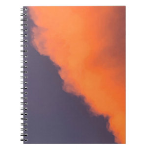 Carnet Des nuages magiques et rêvés dans des couleurs rêv