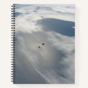 Carnet Des Petits Satellites Orbitent Au-Dessus D'Une Par
