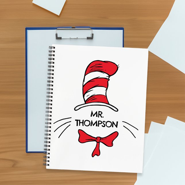 Carnet Dr. Seuss | Chat dans le Chapeau Nom de l'enseigna (Notebook on desk)