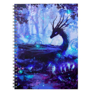 Carnet Dragon noir, scène de forêt nocturne.