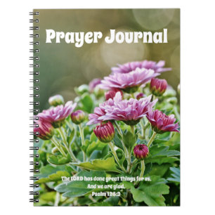 Carnet du journal de prières de fleurs violettes