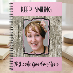 Carnet Effet bois gris faux sourire photo rose
