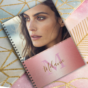 Carnet Élégant monographie de glamour en métal rose