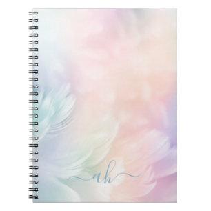 Carnet Élégante fille monogramme Pastel Plume arc-en-ciel