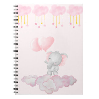 Carnet Éléphant Bébé sur Nuages Roses – Crèche aux Pastel