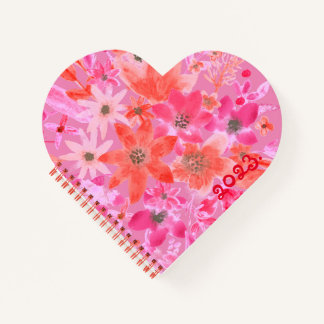 Carnet en spirale rose en forme de coeur