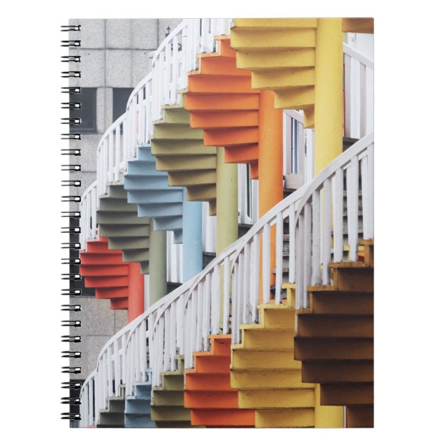 Carnet Escaliers en spirale multicolores (Devant)