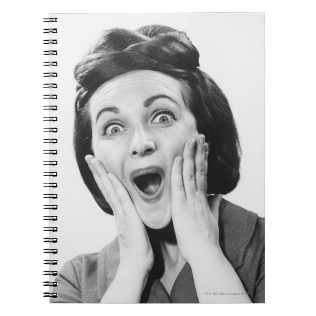 Carnet Femme faisant le visage (Devant)