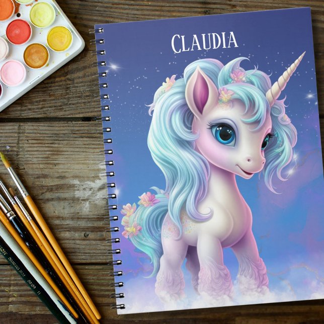 Carnet Fier ciel bleu Unicorne, nuages et étoiles & nom (Cute Unicorn Notebook or sketchbook)