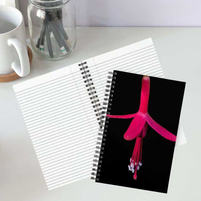 Carnet Fleur de Fuchsia rose vif sur fond noir (In Situ)