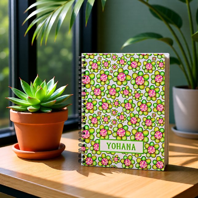 Carnet Fleur de printemps verte Nom personnalisé (Green Spring Flower Personalized Name Notebook)