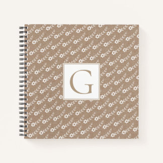 Carnet Fleurs blanches motif et monogramme rustique