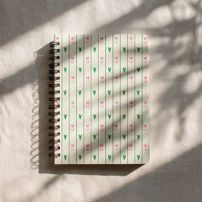 Carnet Fleurs de cœur roses et cœur vert - Saint-Valentin (Créateur téléchargé)