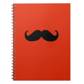Carnet Funny Mustache noire sur Arrière - plan rouge oran