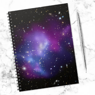 Carnet Galaxie violette Grappe Espace céleste Photo