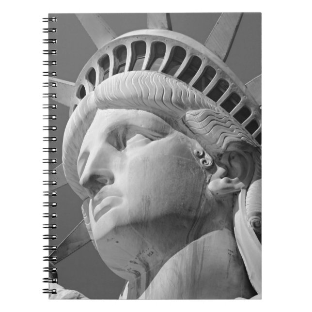 Carnet Gros plan noir et blanc Statue de la Liberté (Devant)