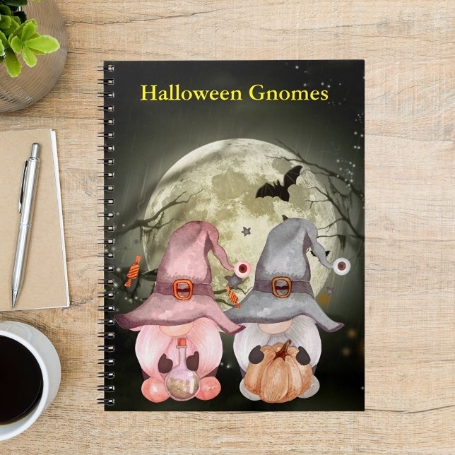 Carnet Halloween Gnome Couple Pleine lune (Halloween Gnome Couple Full Moon Notebook)
