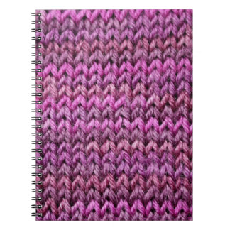 Carnet Harmonie de Knit : Texture de bande violette
